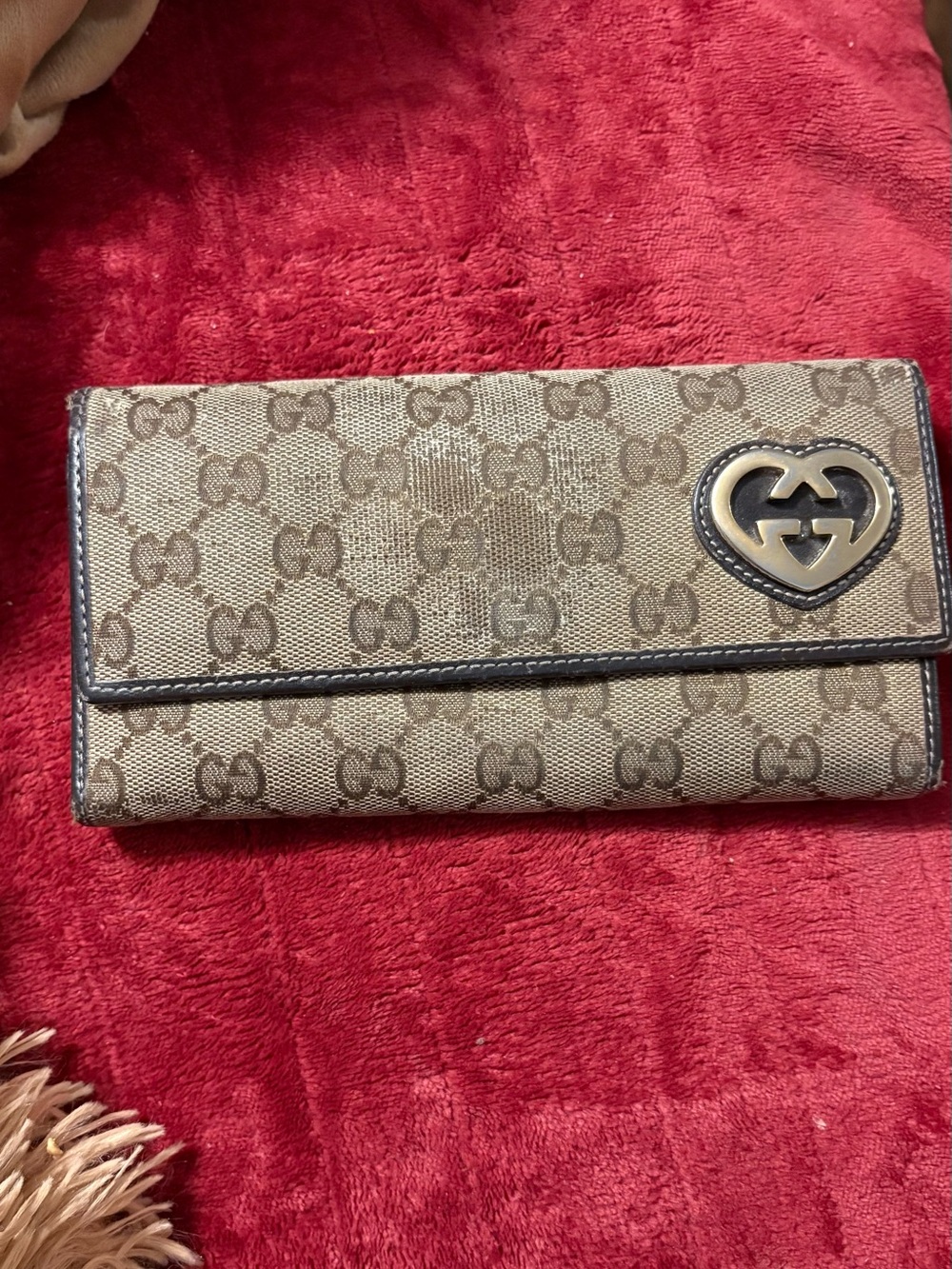 Gucci Beige Brown GG Canvas Continental Wallet with Heart Logo - Picture 1 of 10